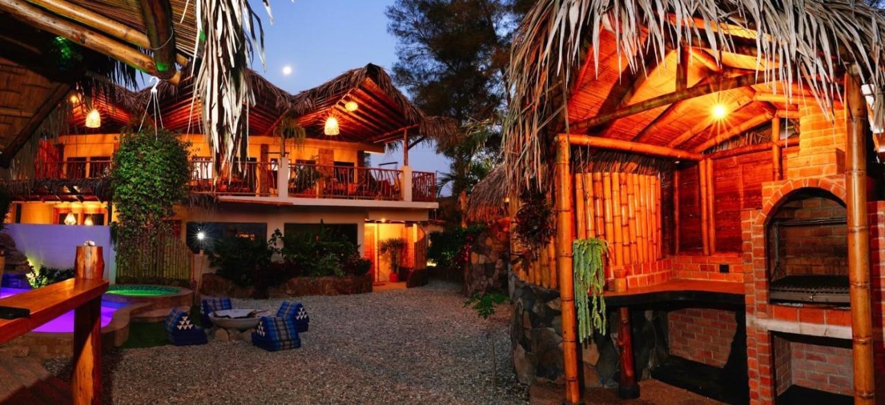 Tres Palmas Ξενοδοχείο Montañita Εξωτερικό φωτογραφία